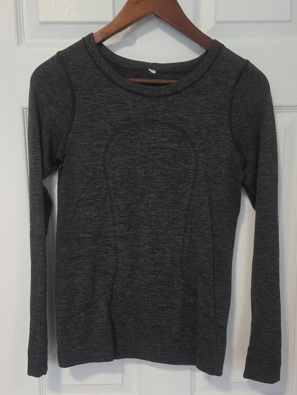 Lululemon Women's Swiftly Tech Long Sleeve